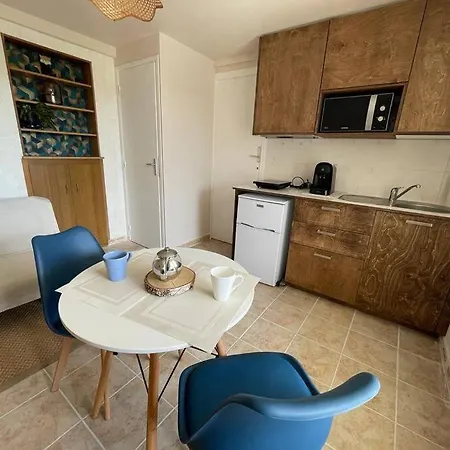 Rdc De Maison Proche Ile De Re Апартаменты *