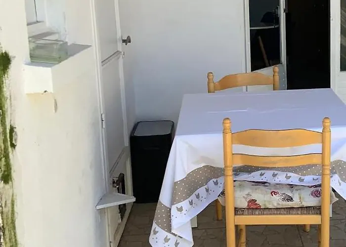 Appartamento Rdc De Maison Proche Ile De Ré La Rochelle (Charente-Maritime)